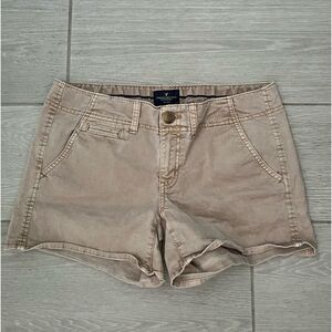 American Eagle khaki Shortie shorts size 8